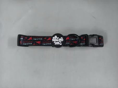 Walking red flag collar - preorder