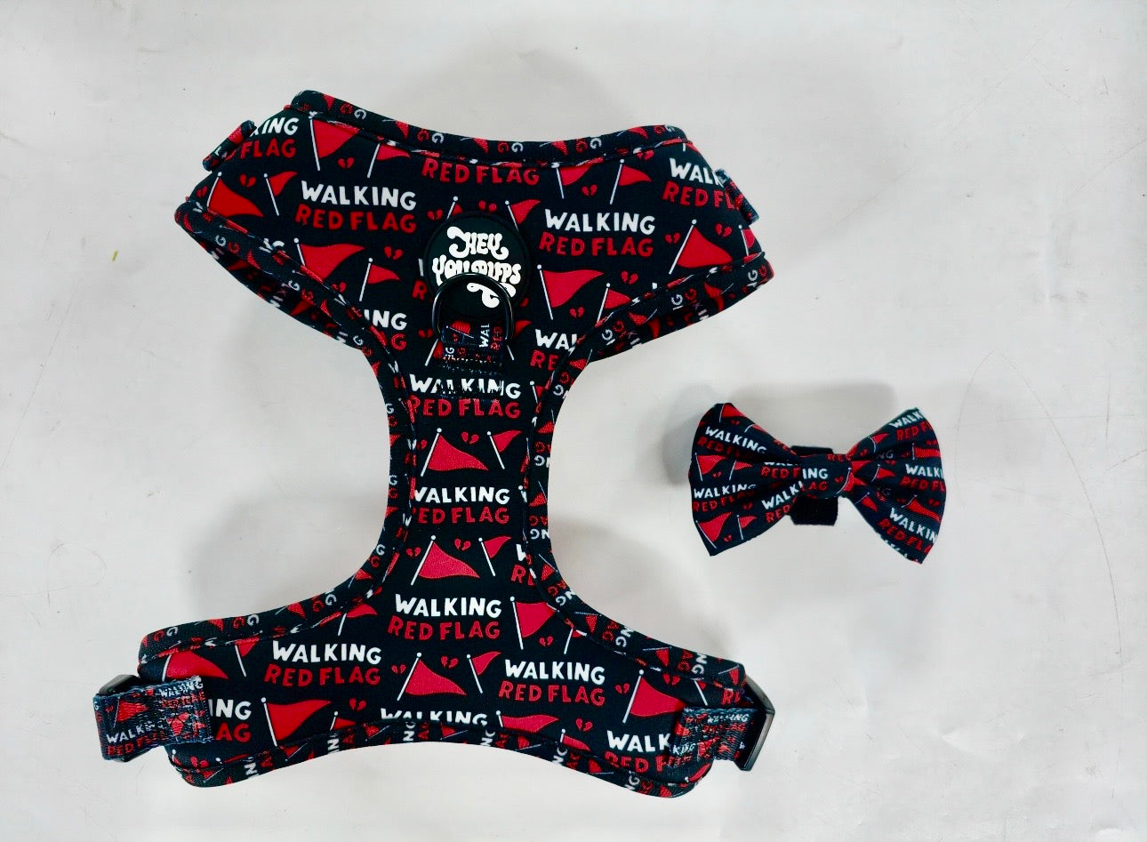 Walking red flag harness - preorder